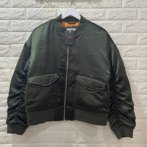 BOMBER LEVIS
