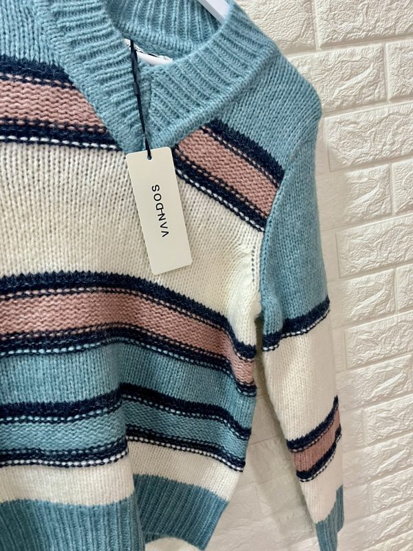 JERSE DE PUNTO CUELLO PICO